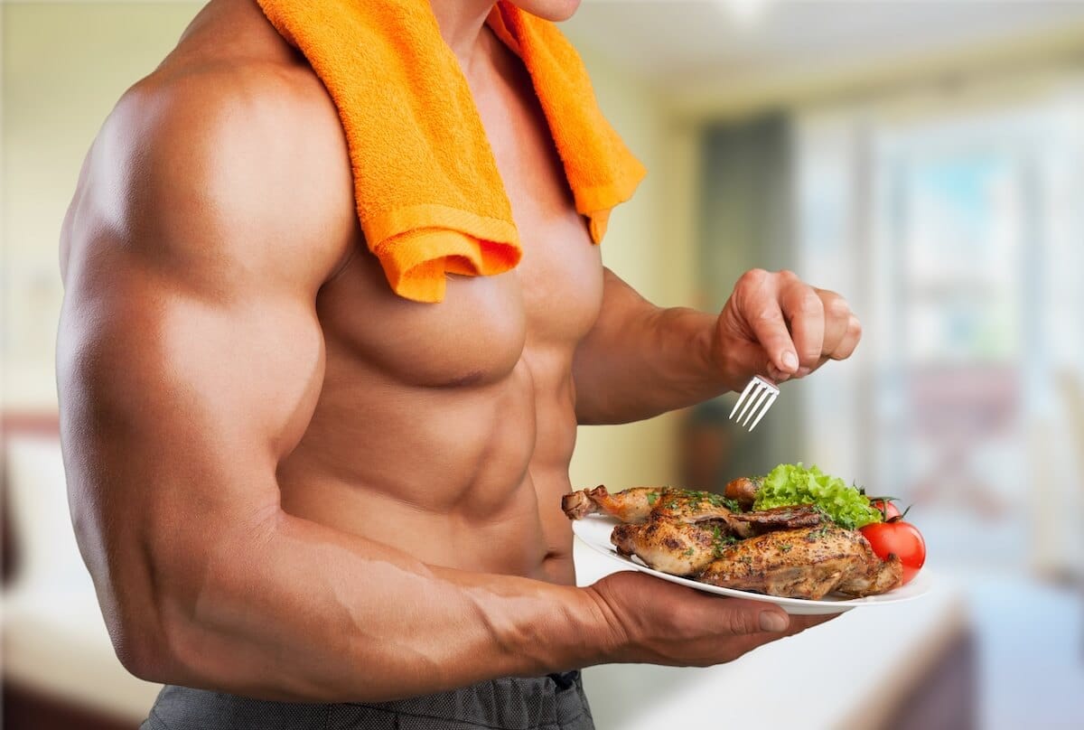 Protein có tác dụng gì - hình ảnh phục hồi cơ bắp sau tập luyện với protein