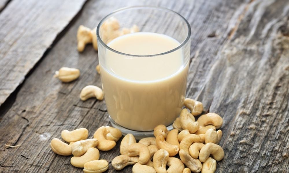 Sữa chua thực vật và phô mai chay từ hạt điều